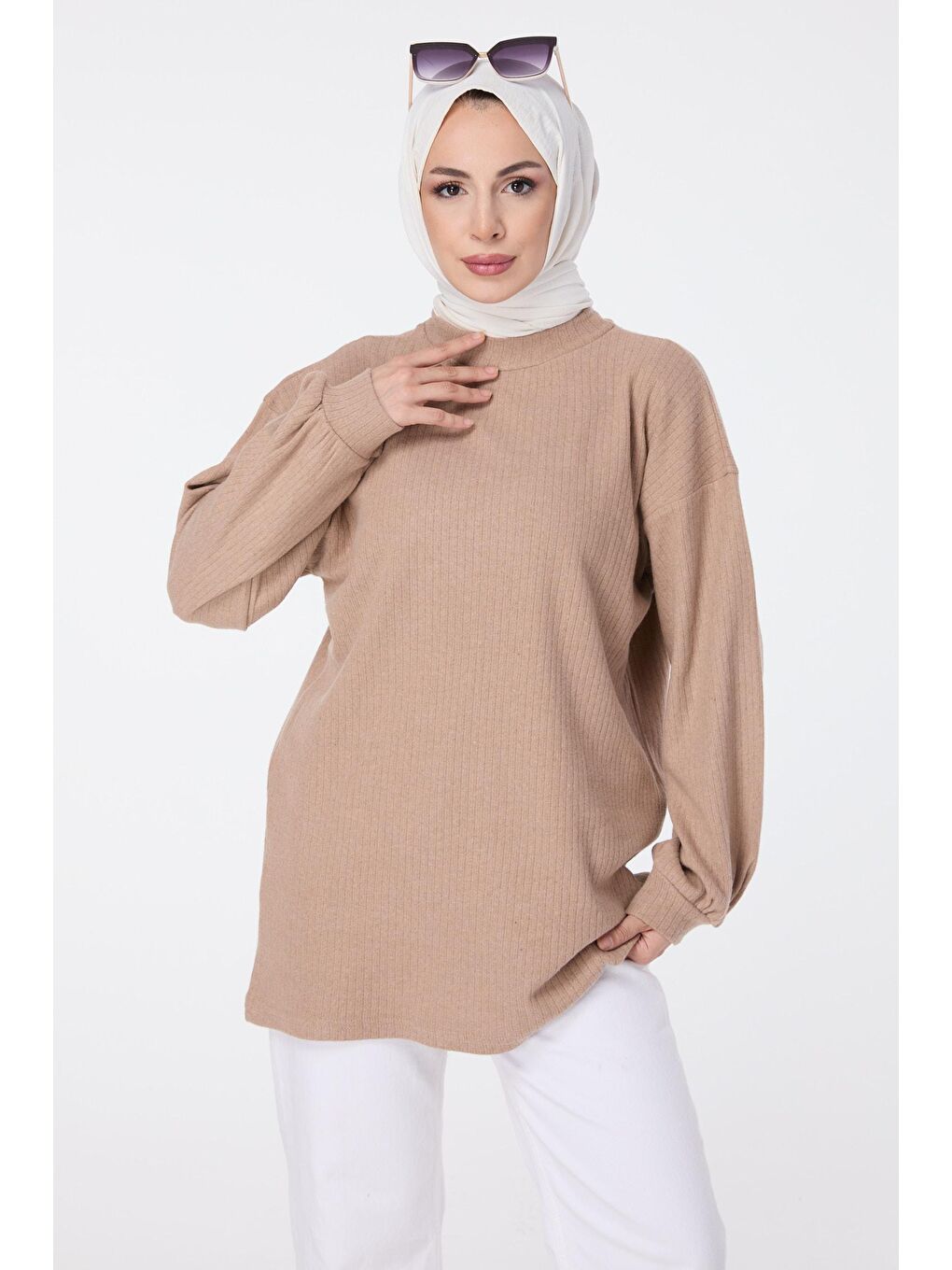 Bej Yarım Balıkçı Yaka Kadın Vizon Tunik - 23606