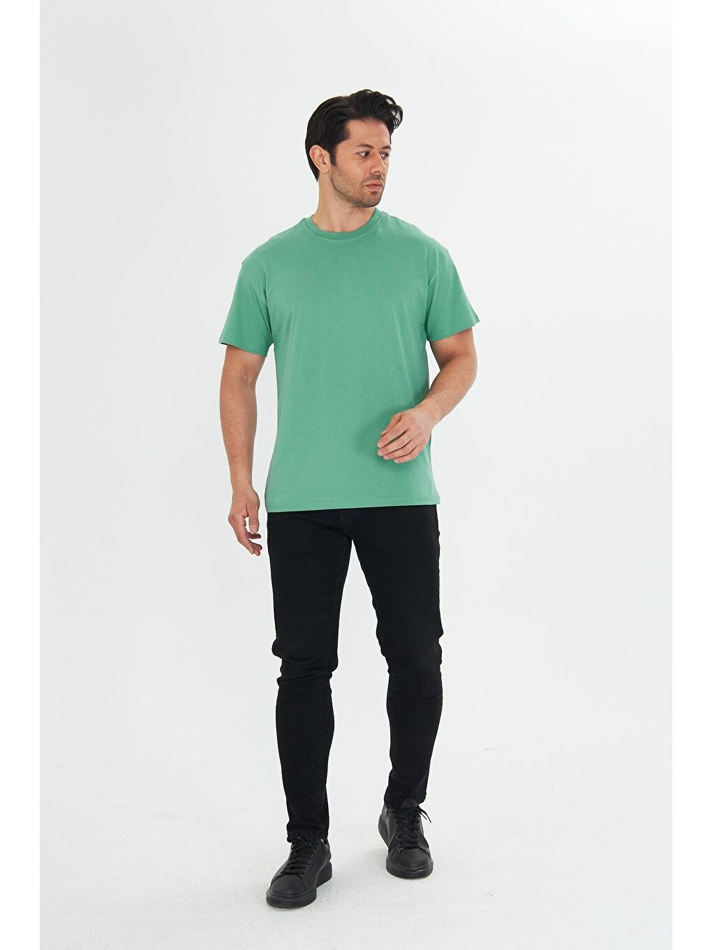 Erkek Pamuklu Bisiklet Yaka Oversize Tişört Yeşil 5015-Y-1