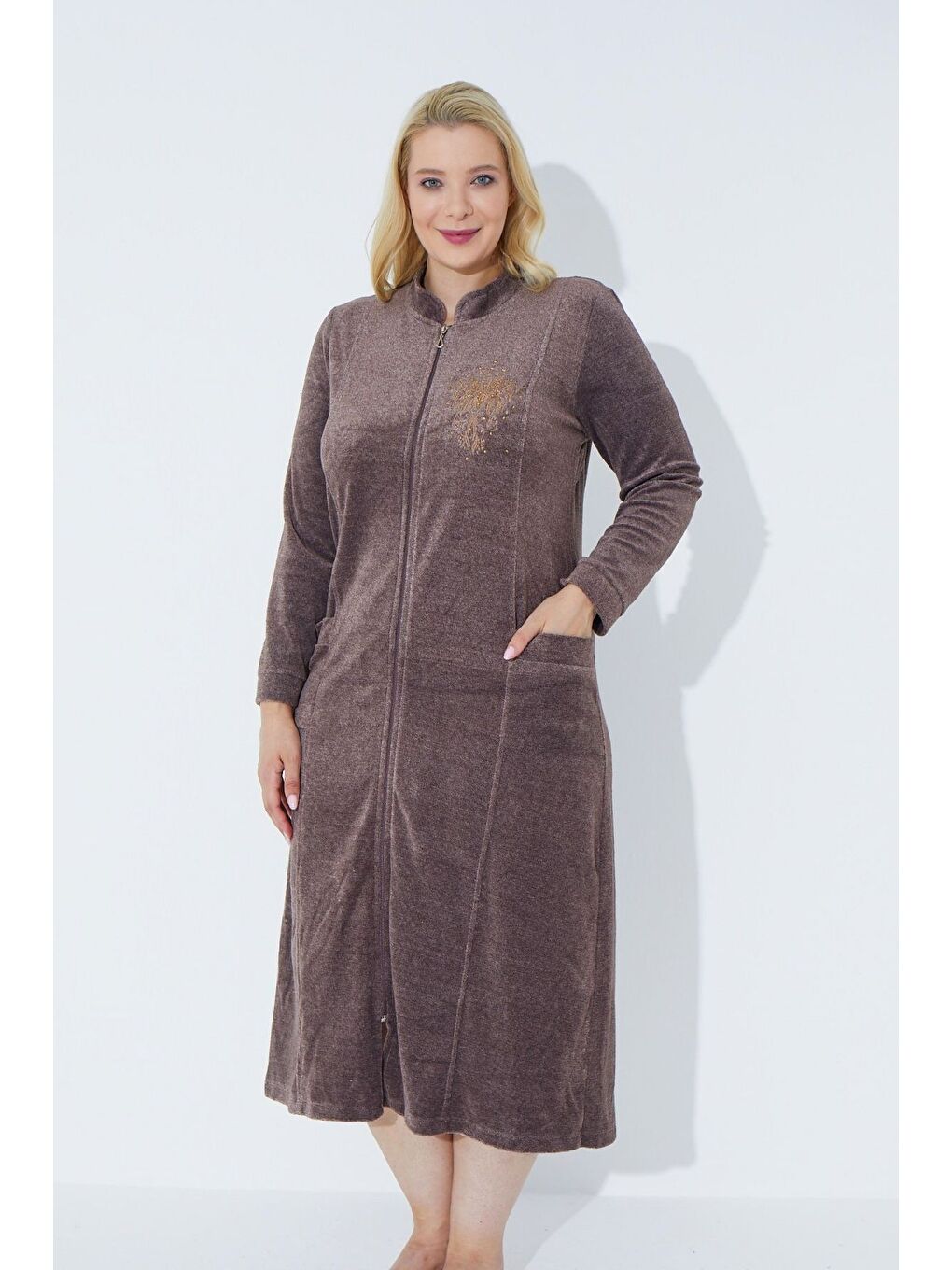 Kahverengi Lacivert Uzun Kollu Fermuarlı Nakışlı Kadın Büyük Beden Pamuklu Kadife Elbise
