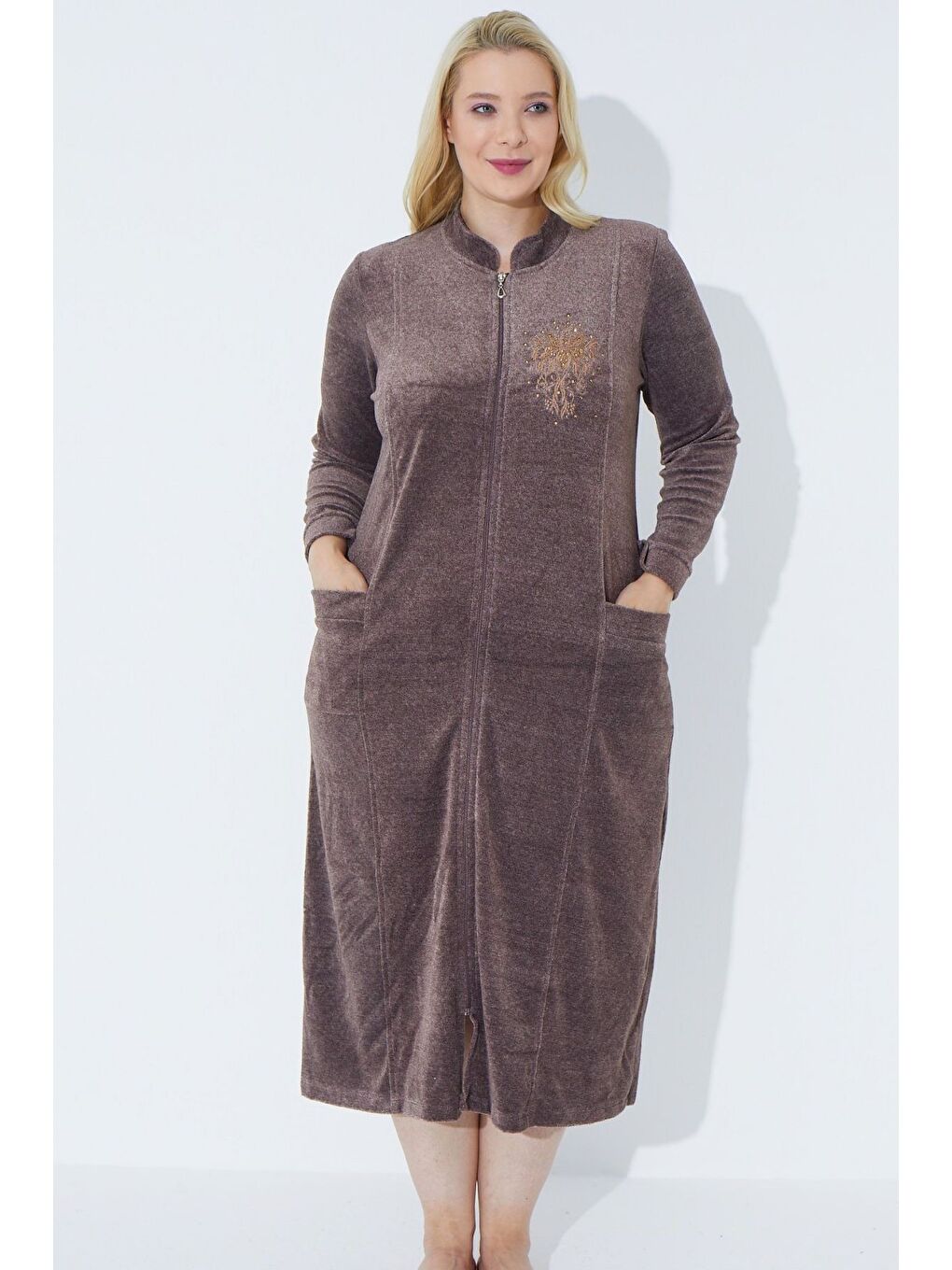 Kahverengi Lacivert Uzun Kollu Fermuarlı Nakışlı Kadın Büyük Beden Pamuklu Kadife Elbise-1