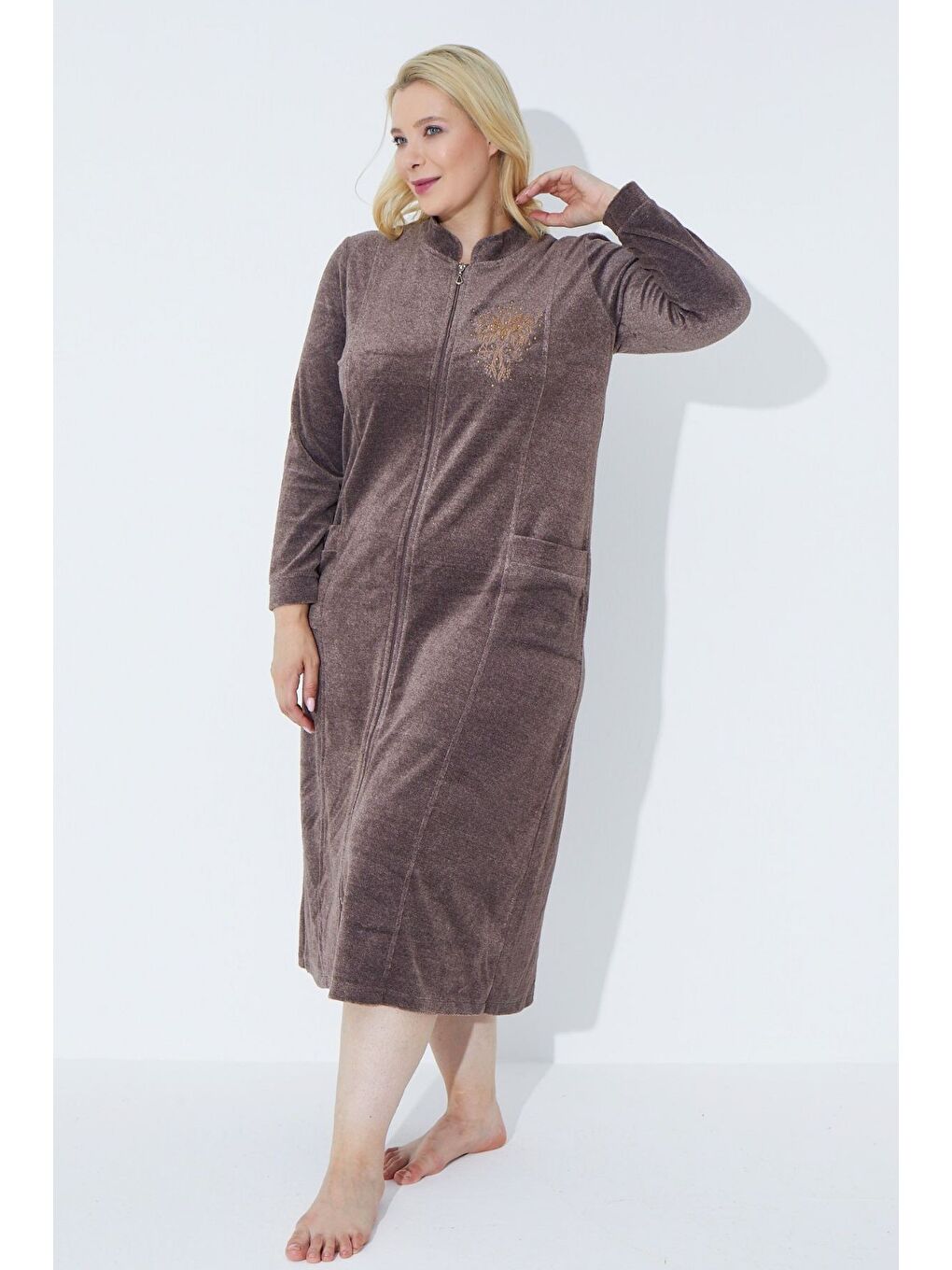 Kahverengi Lacivert Uzun Kollu Fermuarlı Nakışlı Kadın Büyük Beden Pamuklu Kadife Elbise-3