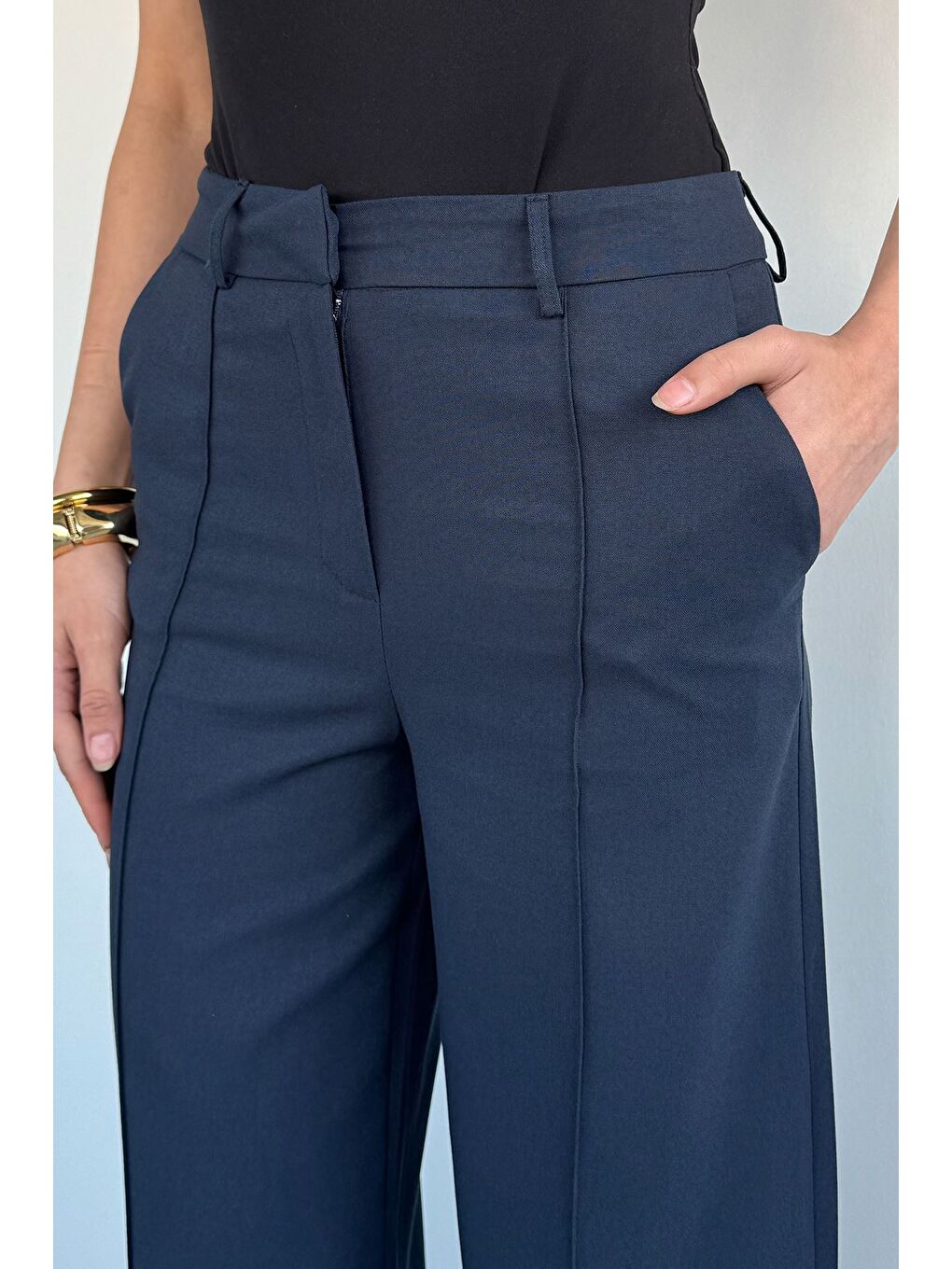 Lacivert Kadın Çimalı Bol Paça Pantolon-3