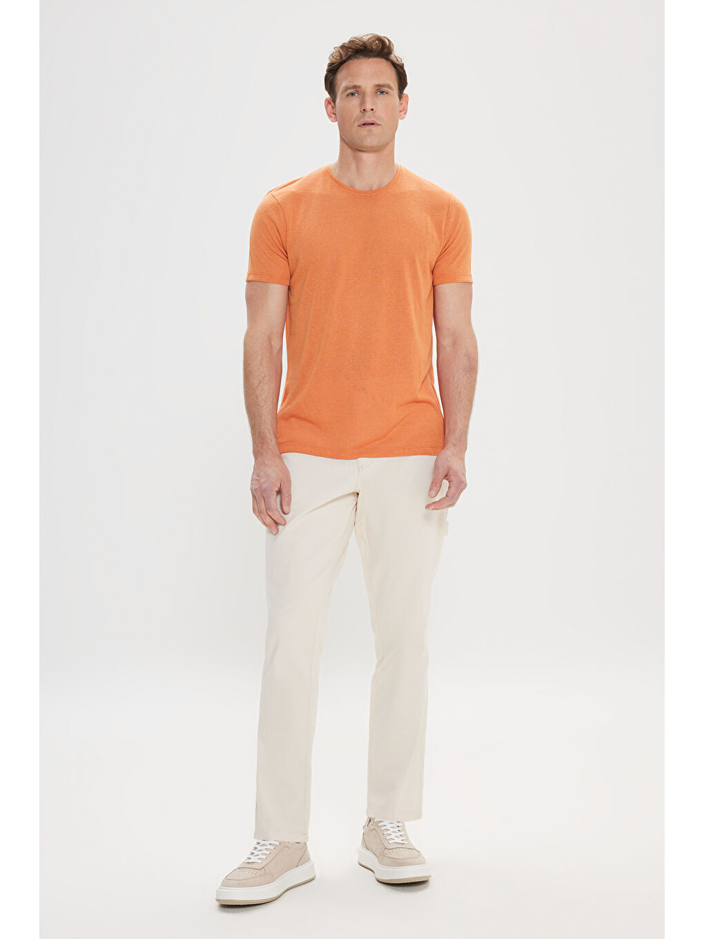 Erkek Turuncu Slim Fit Dar Kesim Bisiklet Yaka Kısa Kollu Keten Görünümlü Tişört-1