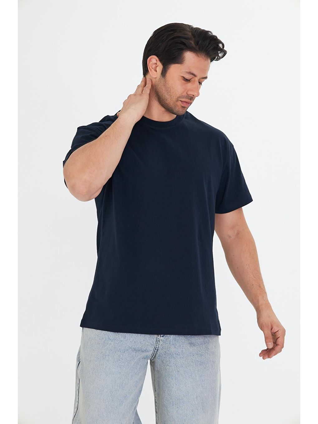 Erkek Pamuklu Bisiklet Yaka Oversize Tişört Lacivert 5015-L-2