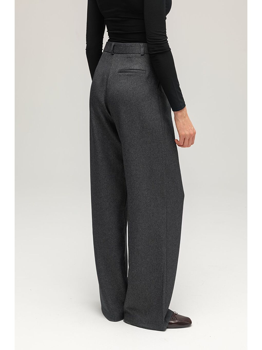 Antrasit Kadın Yün Görünümlü Yüksek Bel Geniş Paça Dokuma Pantolon-4