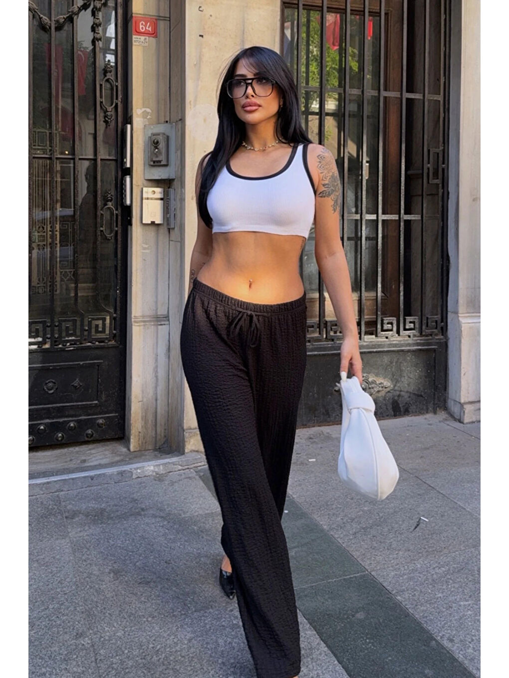 Kadın Siyah Beli Lastikli Rahat Kesim Bürümcük Pantolon HZL25S-DSB163631-3