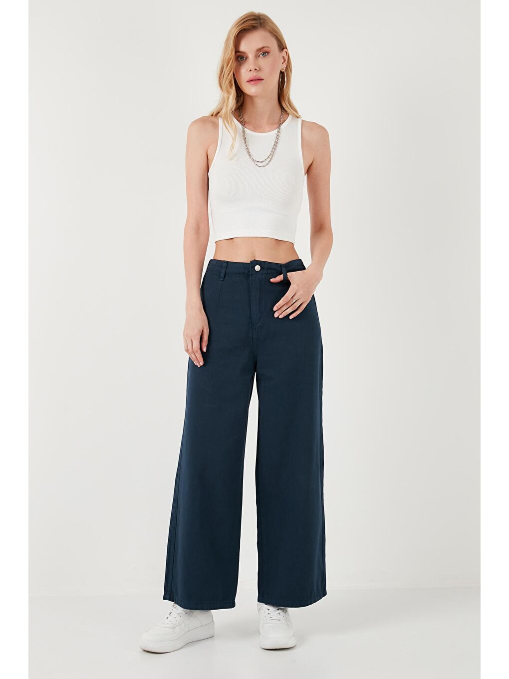 Lacivert Pamuklu Relaxed Fit Geniş Paça Kadın Pantolon 668Yp5237-1