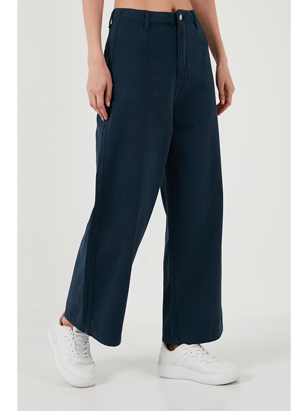 Lacivert Pamuklu Relaxed Fit Geniş Paça Kadın Pantolon 668Yp5237-2