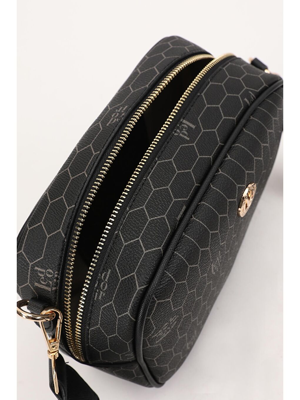 Siyah Kadın Omuz Çantası 930193-2