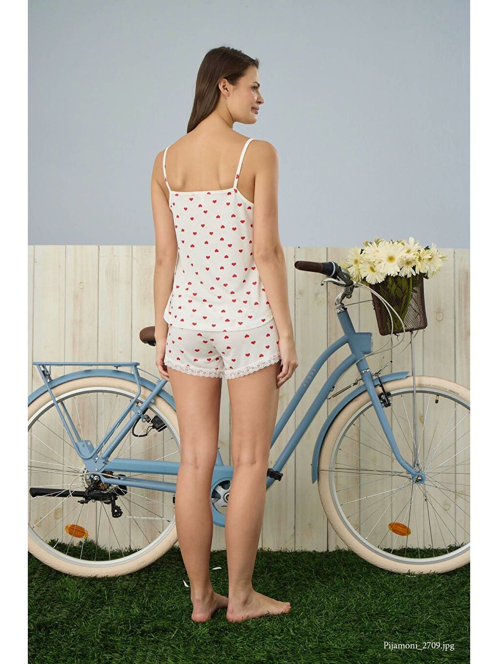 Kadın Ekru Kalpli İp Askılı Şortlu Pijama Takımı-1