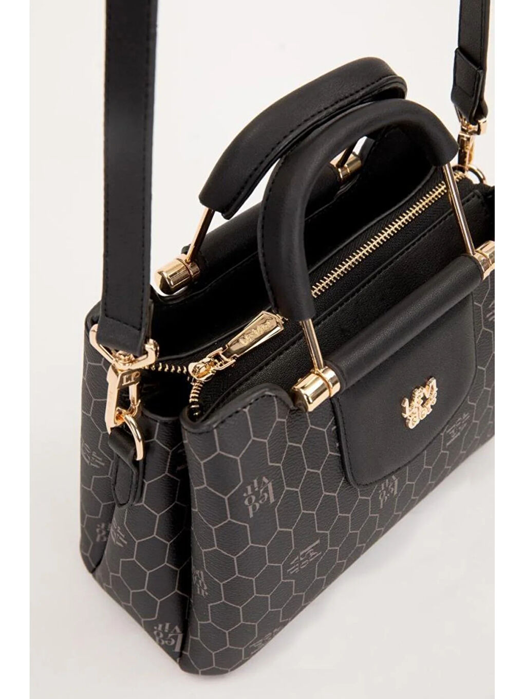 Siyah Kadın Omuz Çantası 930503-2