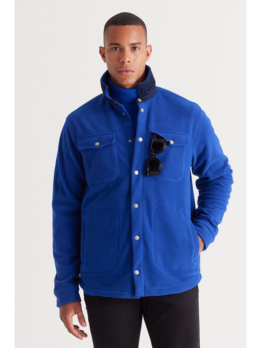 Mavi Erkek Saks-Lacivert Standart Fit Normal Kesim Gömlek Yaka Cepli Polar Ceket-1