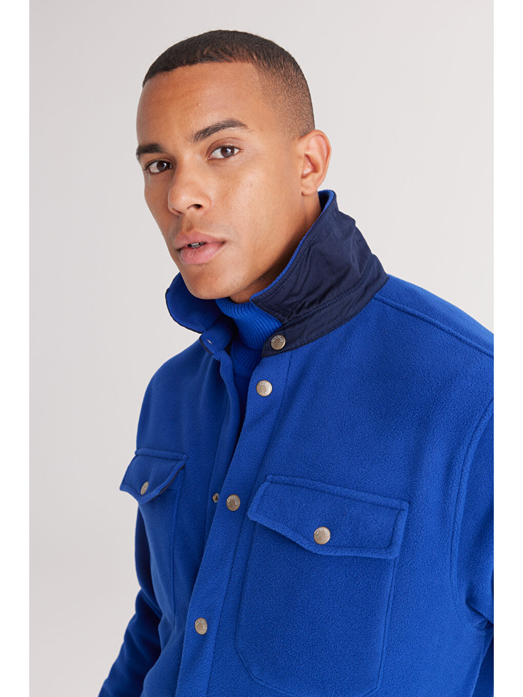 Mavi Erkek Saks-Lacivert Standart Fit Normal Kesim Gömlek Yaka Cepli Polar Ceket-4