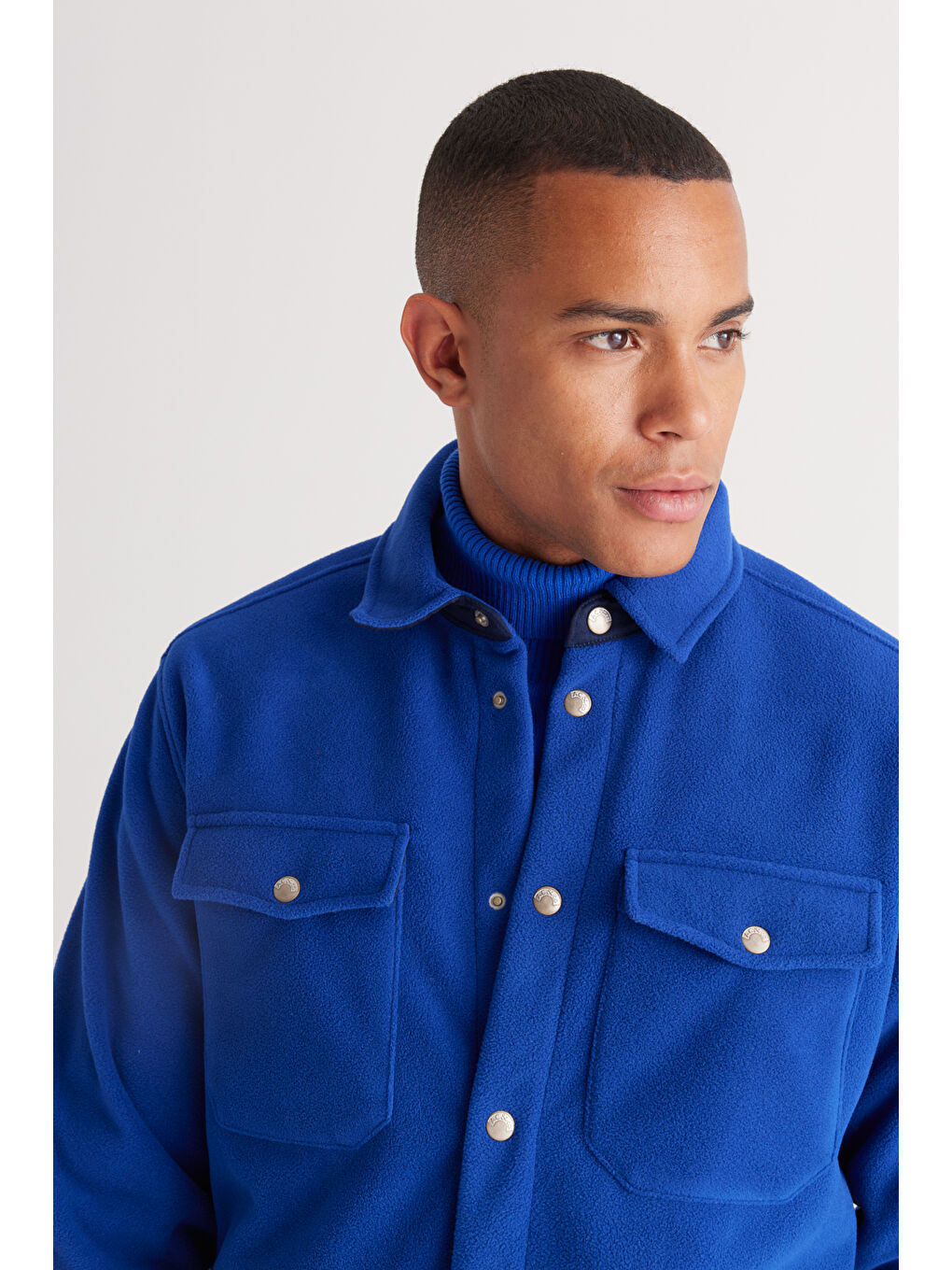 Mavi Erkek Saks-Lacivert Standart Fit Normal Kesim Gömlek Yaka Cepli Polar Ceket-5