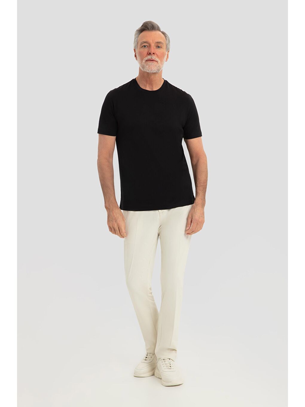 Bisiklet Yaka Basic Erkek T-Shirt Siyah-1