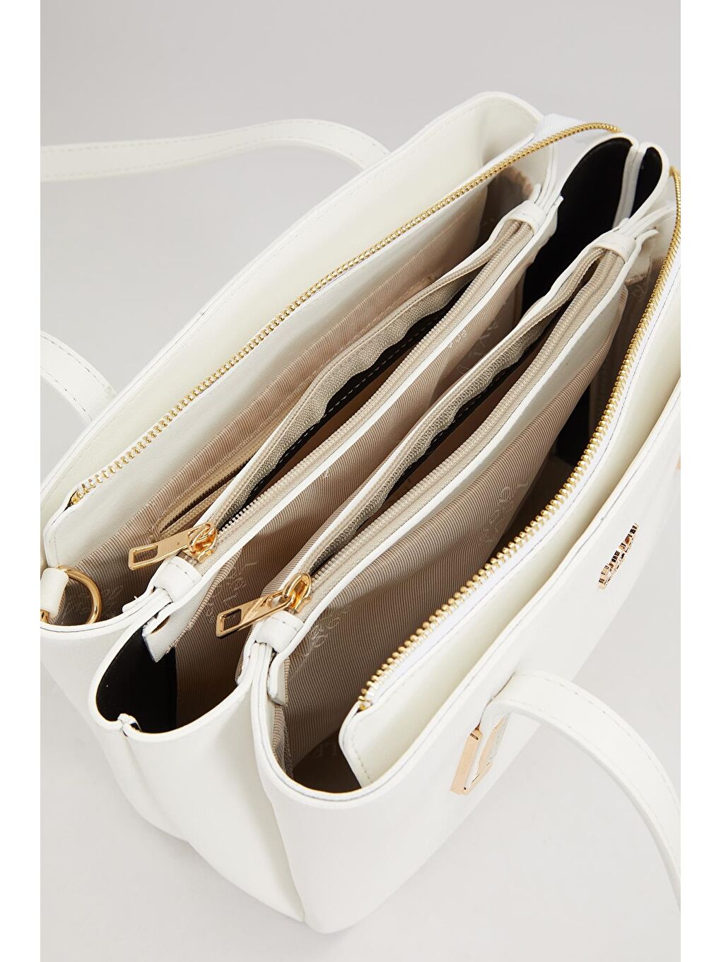 Beyaz Kadın Omuz Çantası 930206-4