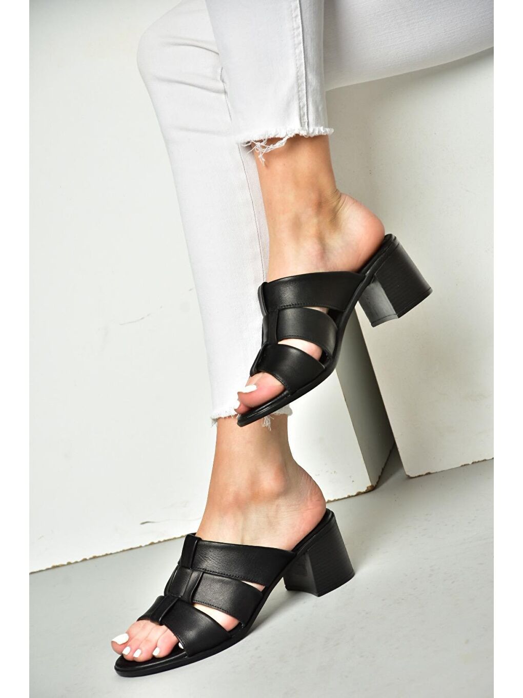 P5554520 Siyah Kadın Terlik-1