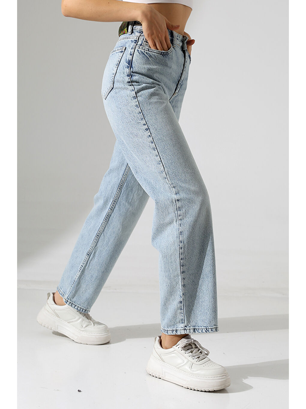 Yüksek Bel Düz Kesim Açık Mavi Jean-3