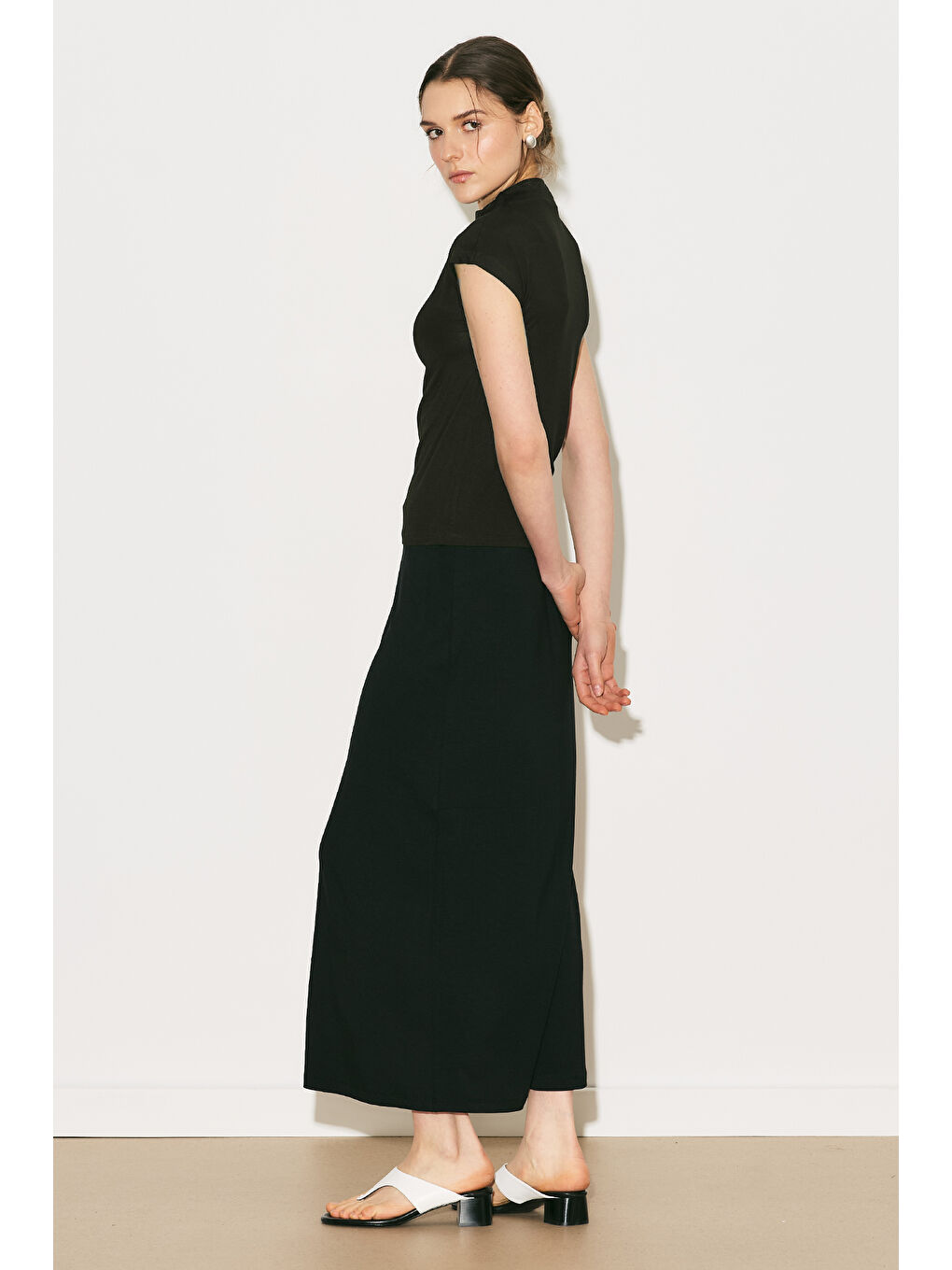 Easy Kolsuz Bluz Kahverengi-1