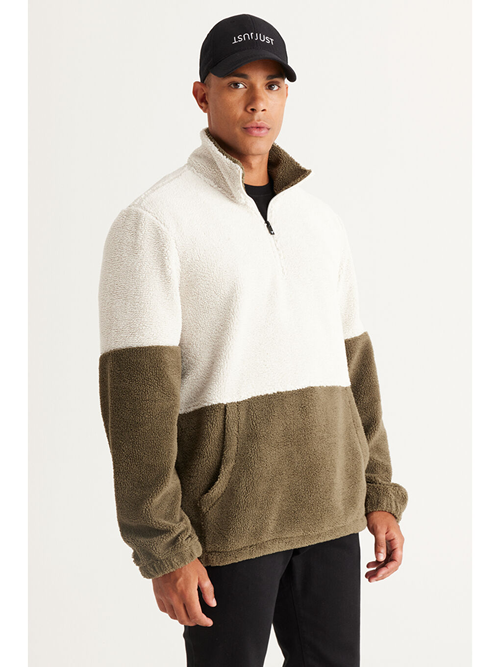 Erkek Bej-Haki Standart Fit Normal Kesim Bato Yaka Polar-2