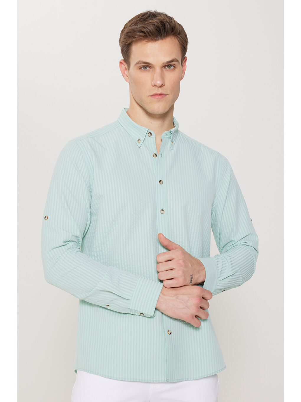 Mavi Erkek Mint Slim Fit Dar Kesim Gofre Desenli Düğmeli Yaka Hafif Kumaş Gömlek-2