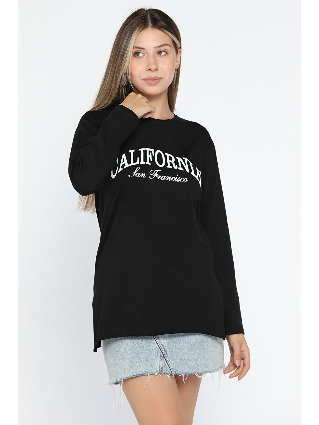 GÜLSELİ Siyah California Baskılı Bisiklet Yaka Yan Yırtmaçlı Penye Sweatshirt