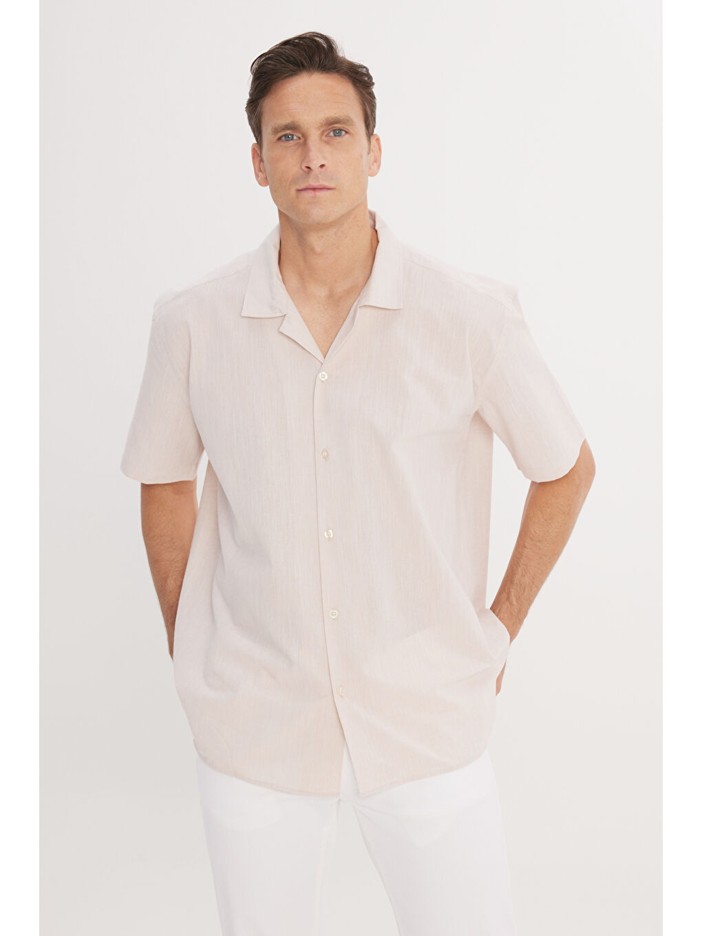 Erkek Bej Pamuklu Keten Oversize Fit Bol Kesim Hawai Yaka Gömlek-2