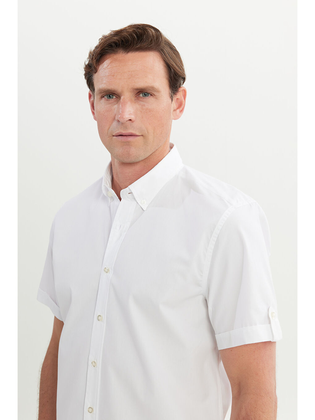 Erkek Beyaz %100 Pamuk Tailored Slim Fit Dar Kesim Düğmeli Yaka Gömlek-3