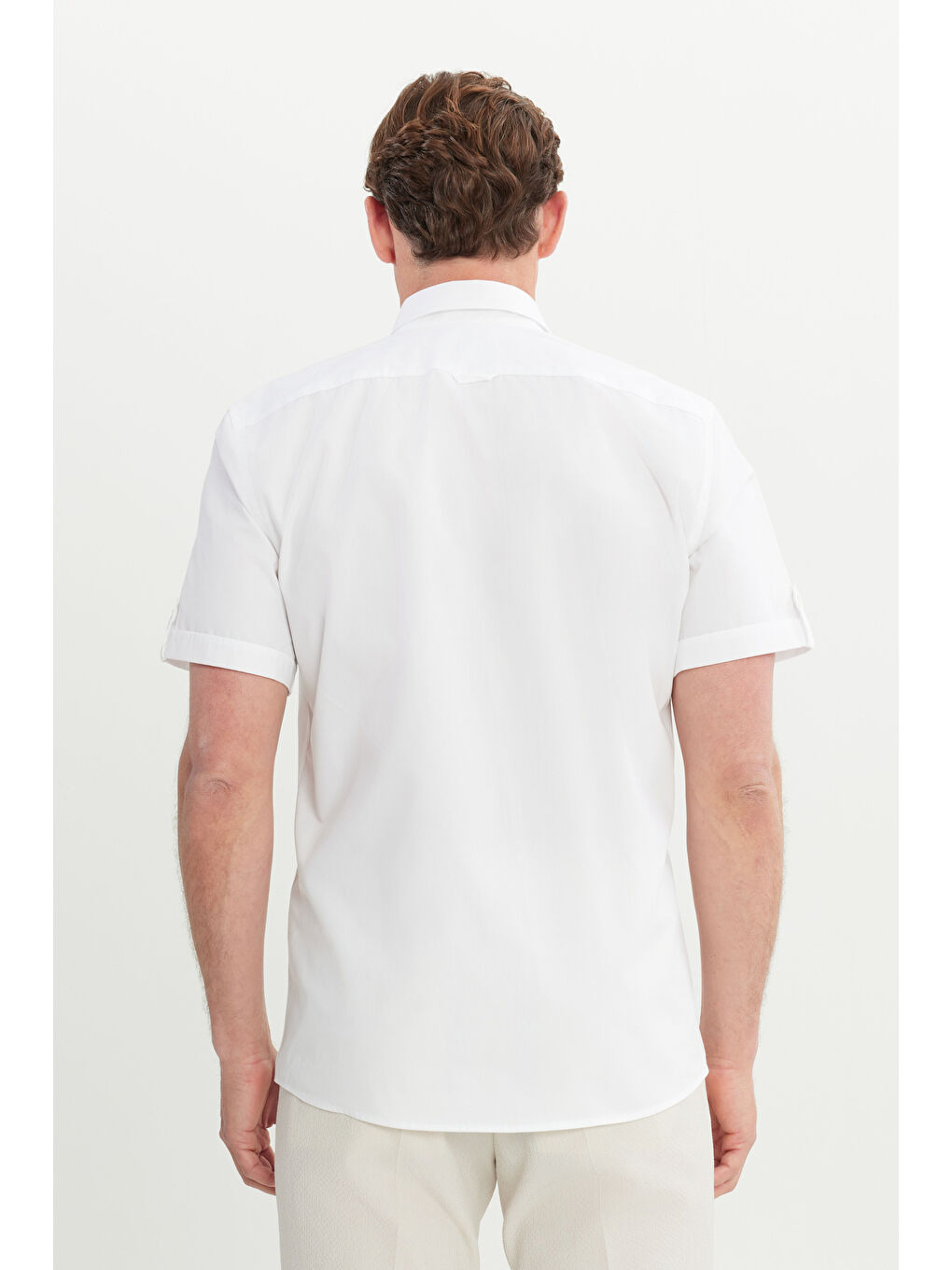 Erkek Beyaz %100 Pamuk Tailored Slim Fit Dar Kesim Düğmeli Yaka Gömlek-4