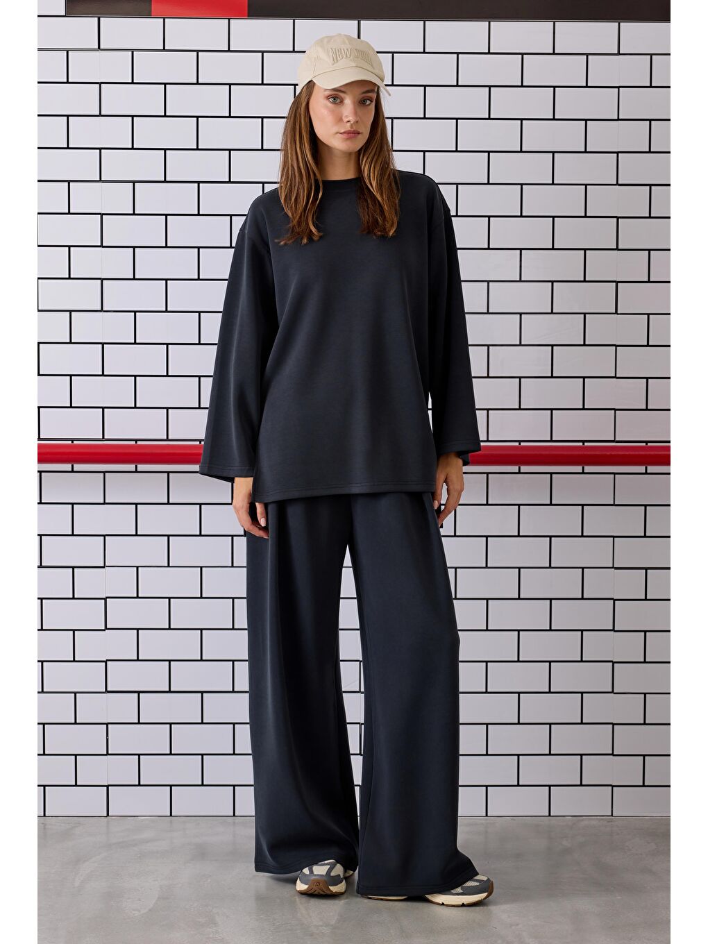 Modal Basic Sweat Siyah-3