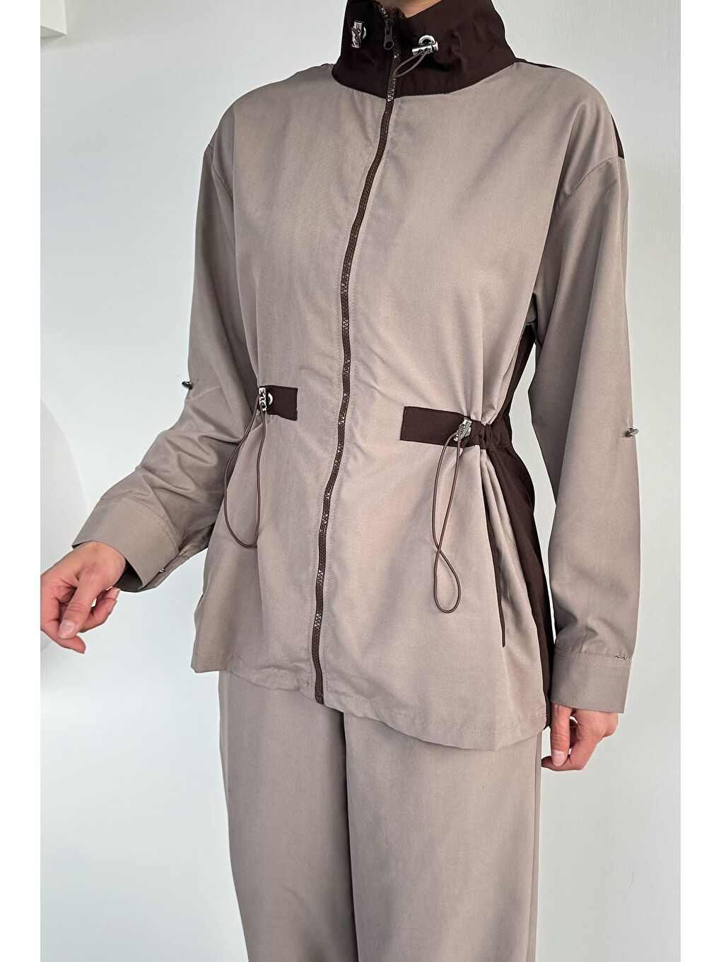 Bej Kadın Bel Lastikli Fermuarlı Ceket Pantolon İkili Takım-3