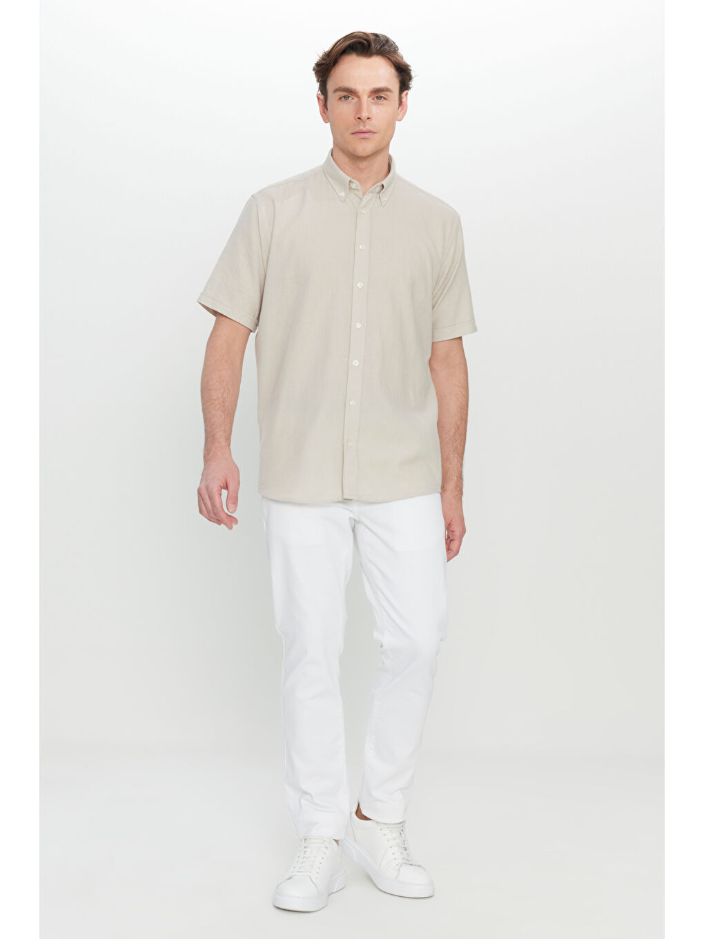 Erkek Bej %100 Pamuk Comfort Fit Rahat Kesim Düğmeli Gömlek Yaka Armürlü Gömlek-1