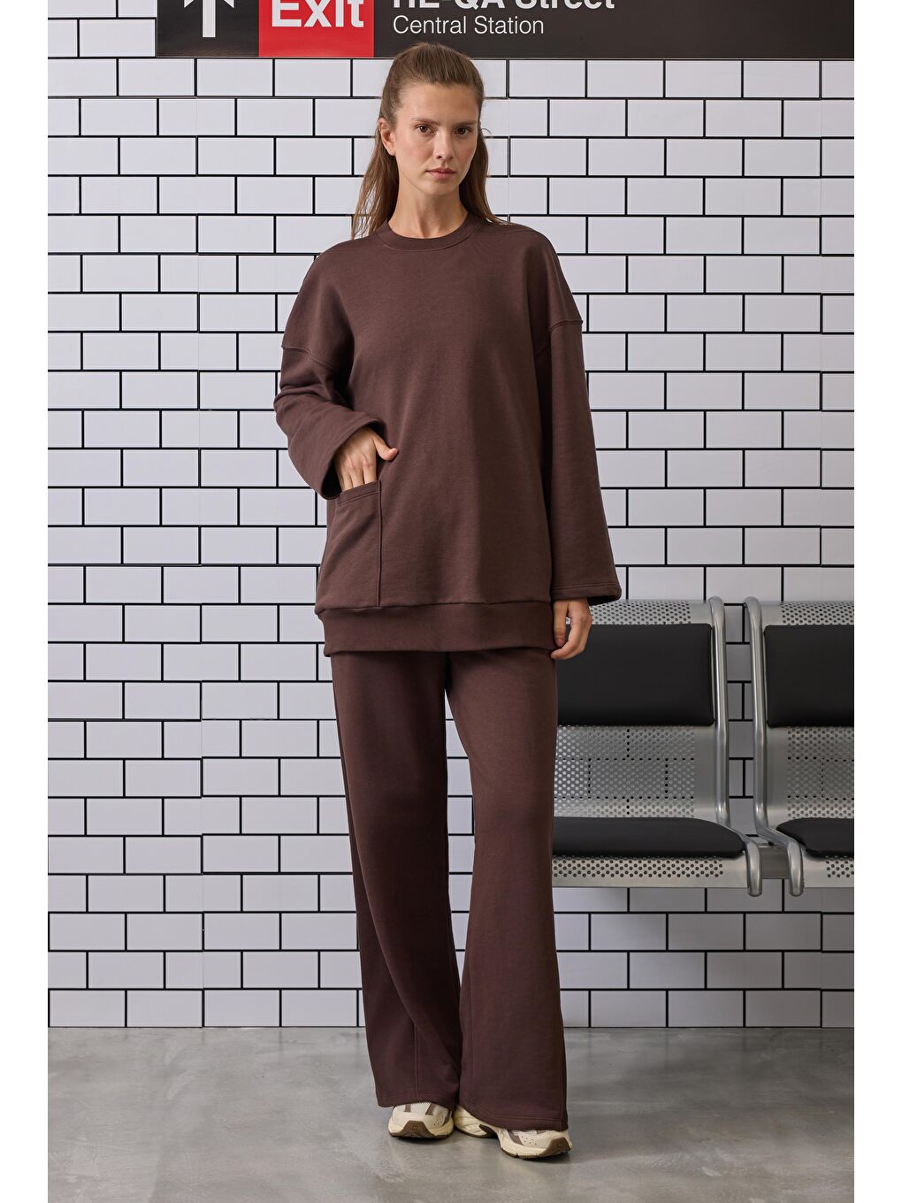 Kahverengi Ribanalı Rahat Kesim Sweatshirt Acı Kahve