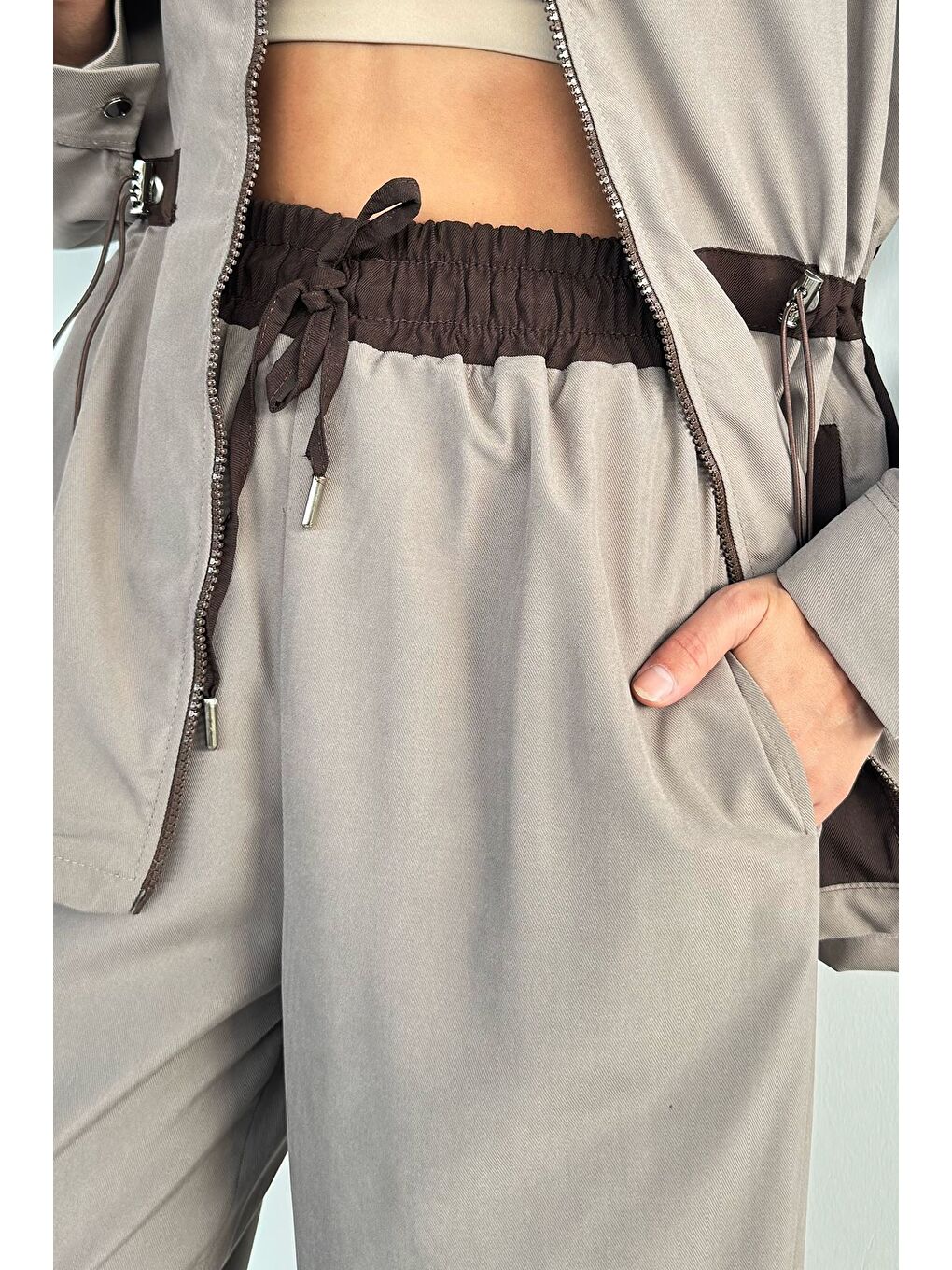 Bej Kadın Bel Lastikli Fermuarlı Ceket Pantolon İkili Takım-4