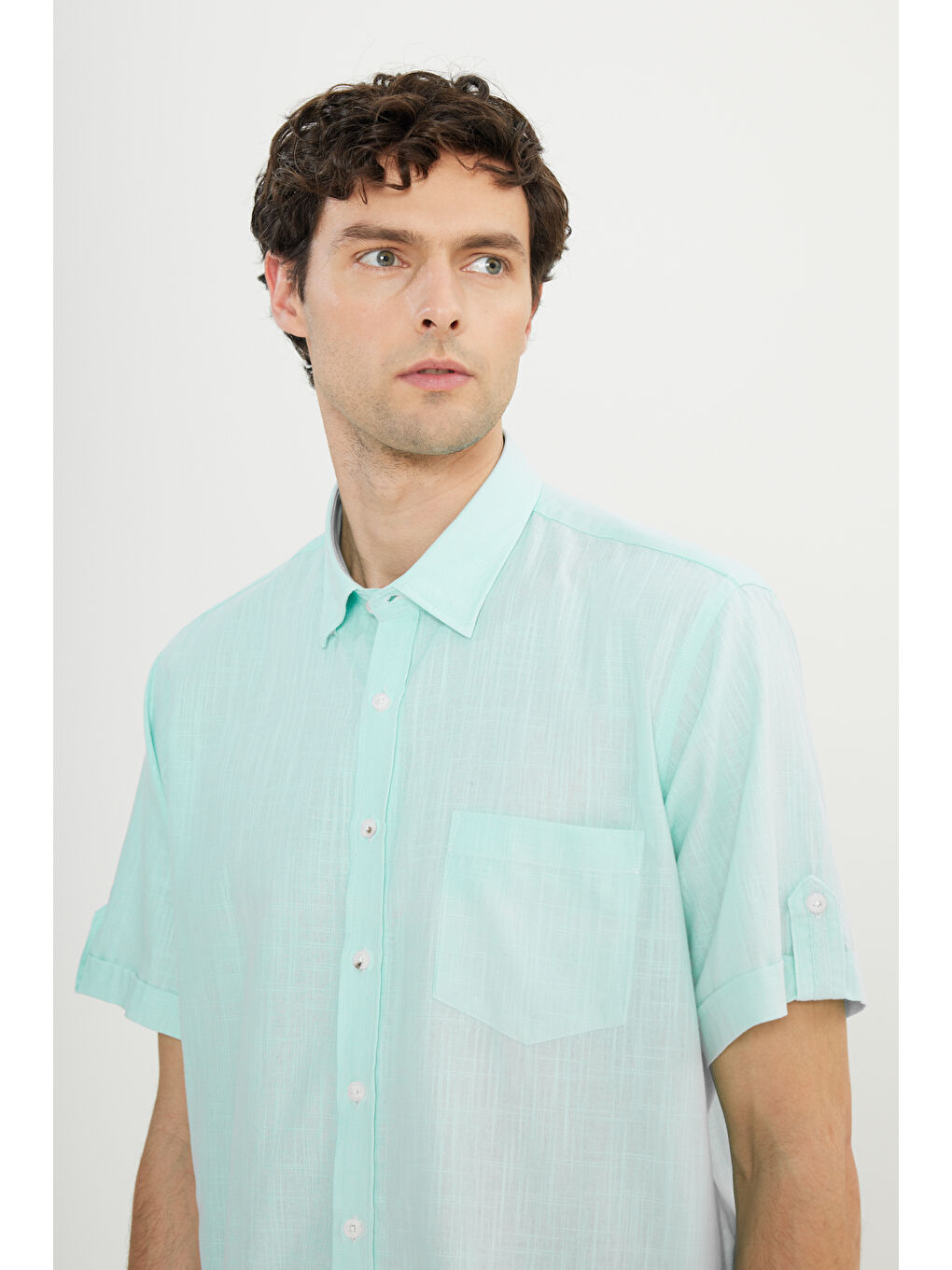 Mavi Erkek Mint Comfort Fit Rahat Kesim Gizli Düğmeli Yaka Keten Görünümlü %100 Pamuk Flamlı Gömlek-3