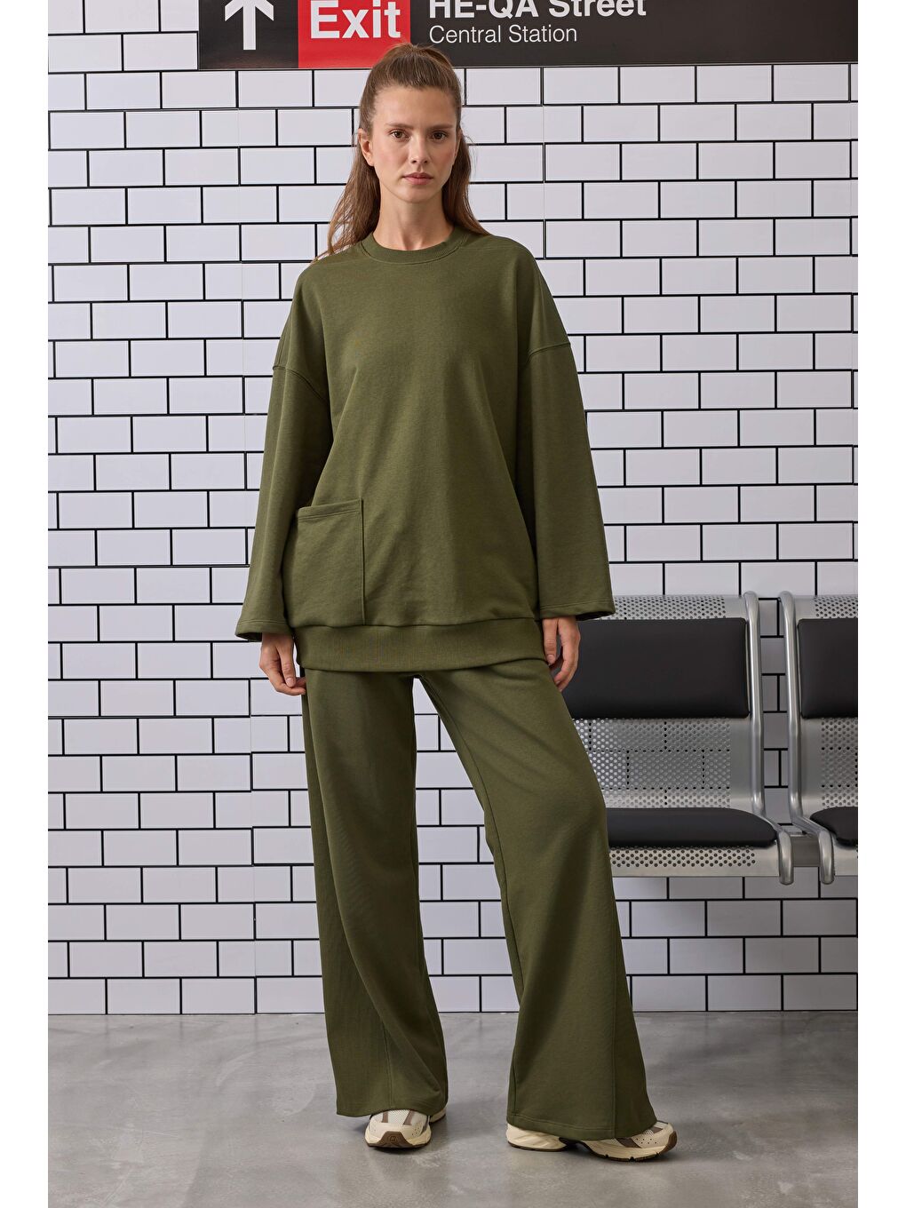 Ribanalı Rahat Kesim Sweatshirt Yosun Yeşili-1