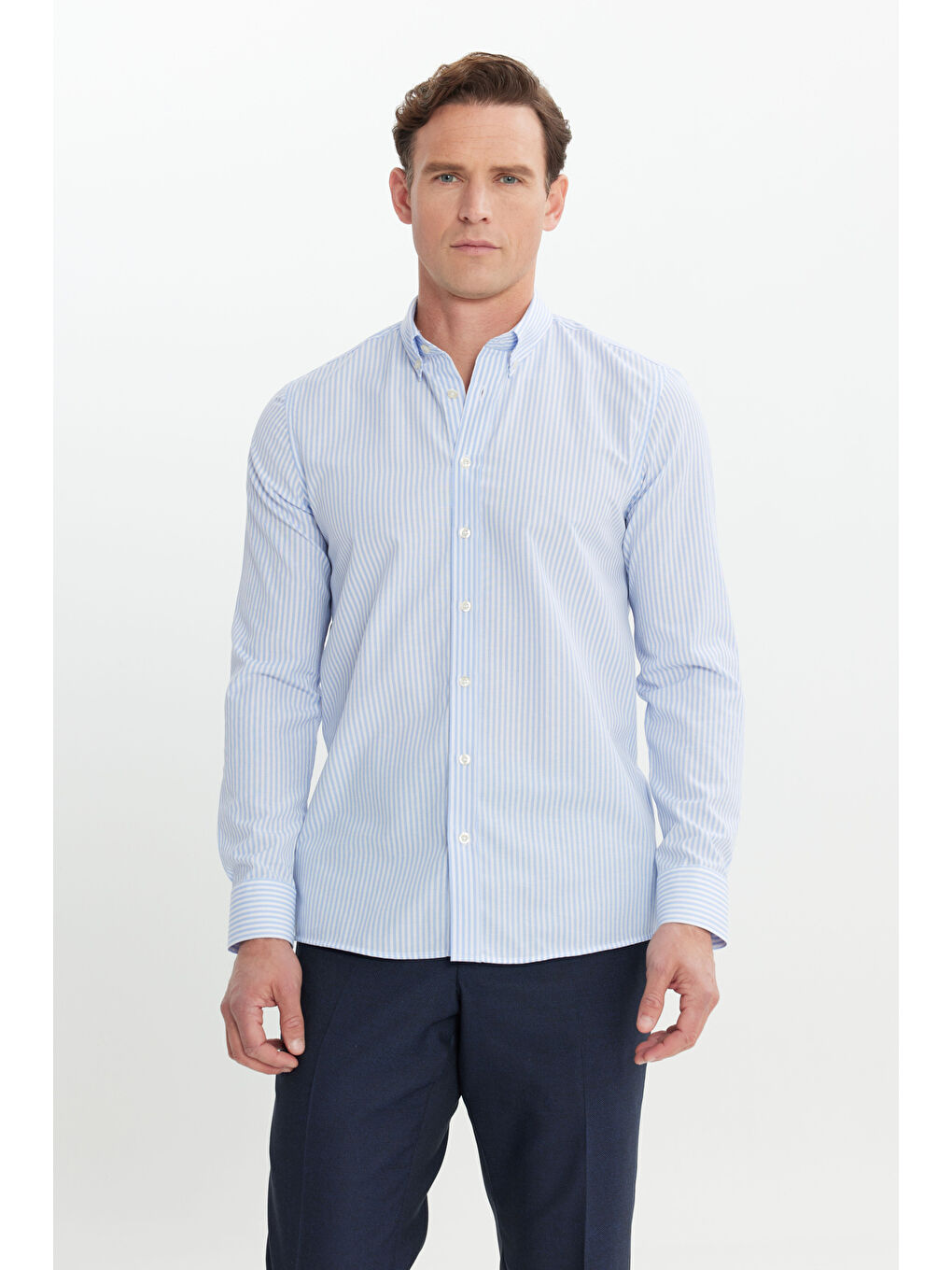 Erkek Beyaz-Açık Mavi Pamuklu Slim Fit Dar Kesim Düğmeli Gömlek Yaka Çizgili Gömlek-2