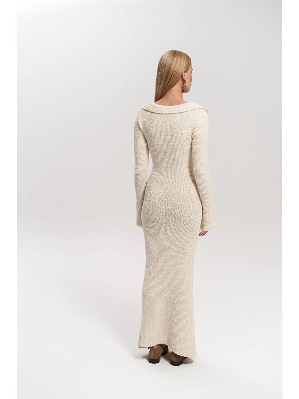 Puffer Düğme Detay Bej Uzun Triko Elbise-3