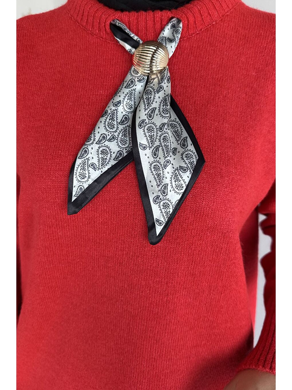 Kırmızı Bisiklet Yaka Fularlı Tesettür Triko Tunik-6