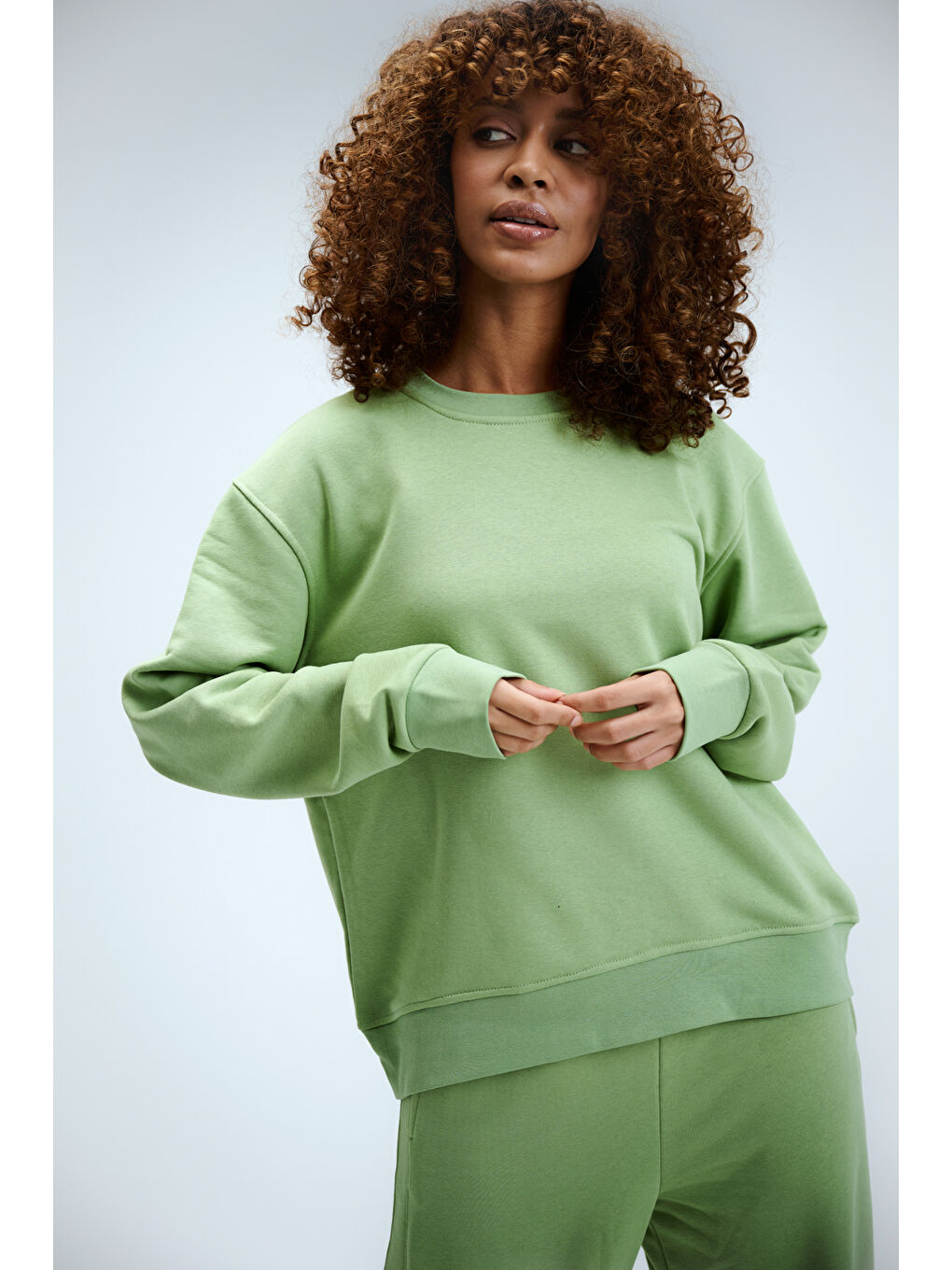 Kadın Timeless Oversize Fıstık Yeşili Sweatshirt