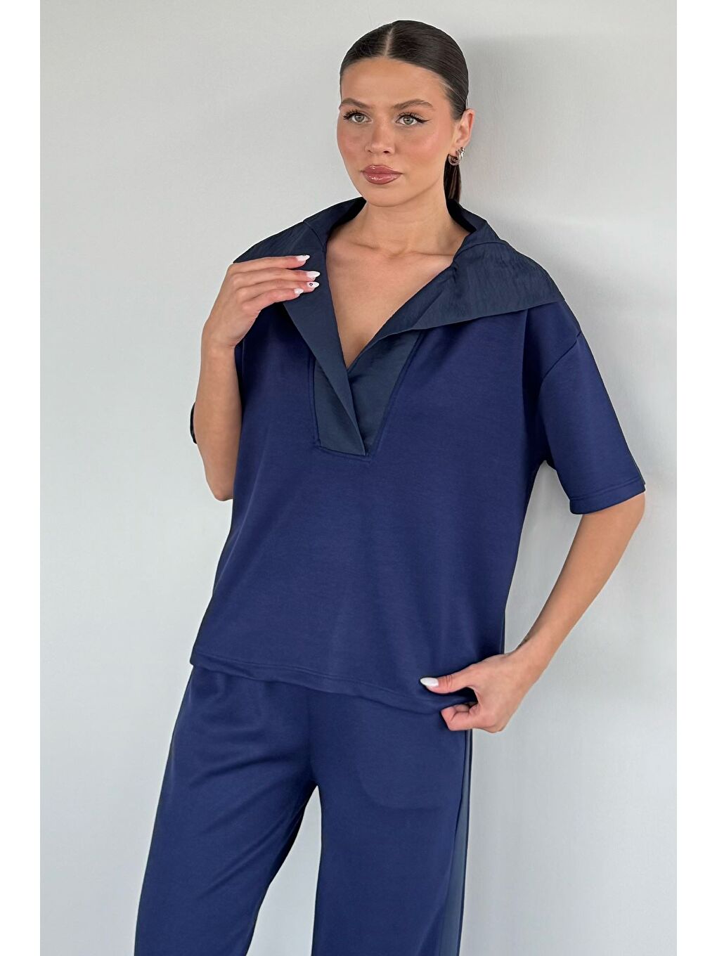 Lacivert Kadın Polo Yaka Bluz Bel Lastikli Pantolon İkili Takım-2