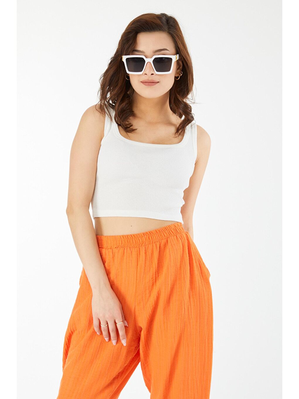 Bisiklet Yaka Kadın Beyaz Kare Yaka Kısa Kollu Crop - 24439