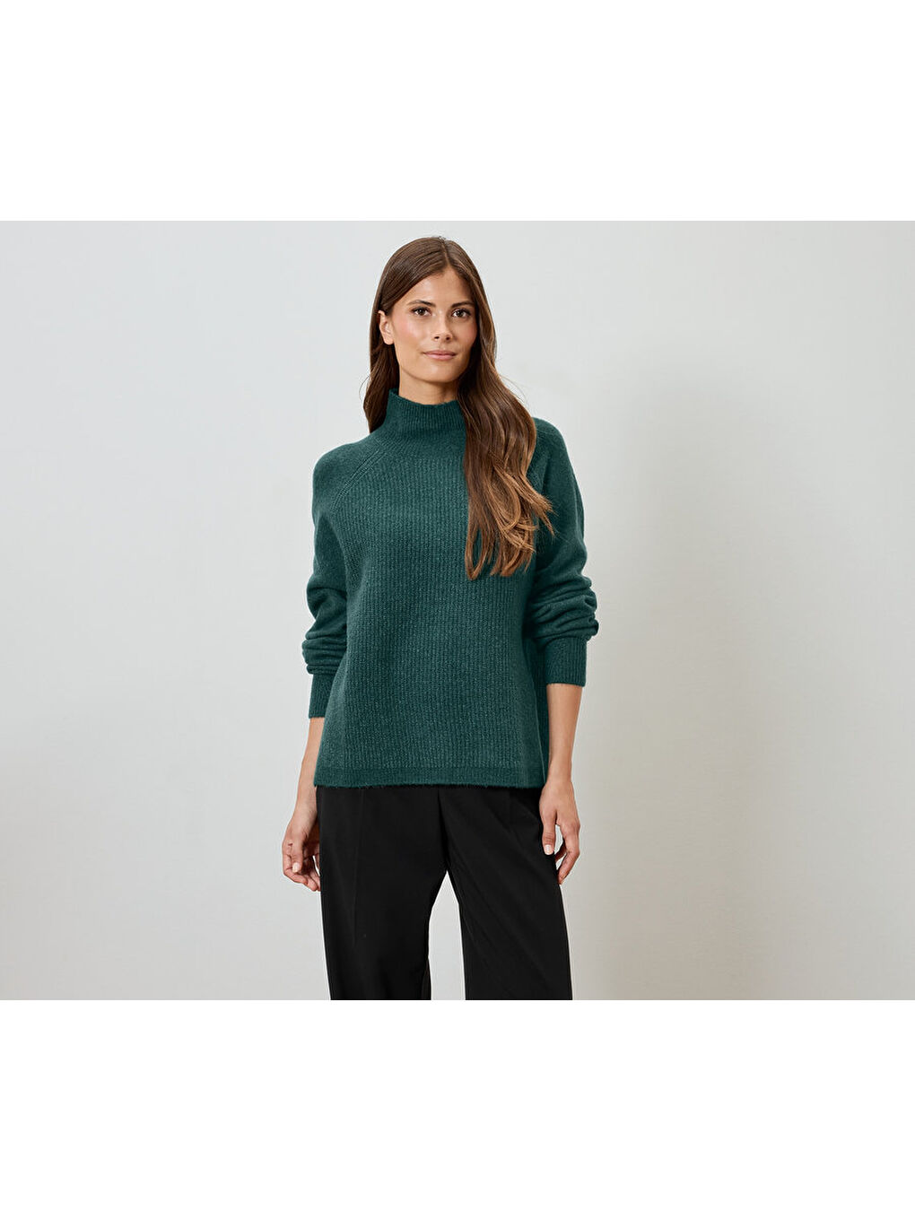 Kadın Kazak, Dik Yaka, Petrol-1