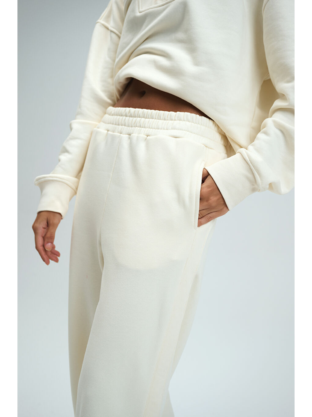 Ekru Kadın Timeless Krem Bol Paça Eşofman Altı-2