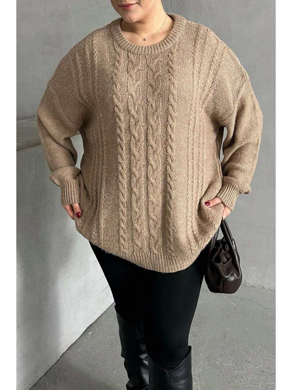 Bej Büyük Beden Uzun Kollu Bisiklet Yaka Triko Kazak DG-05-3