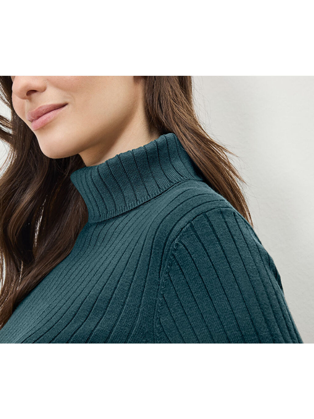 Kadın Boğazlı Kazak, Ribana, Petrol-2