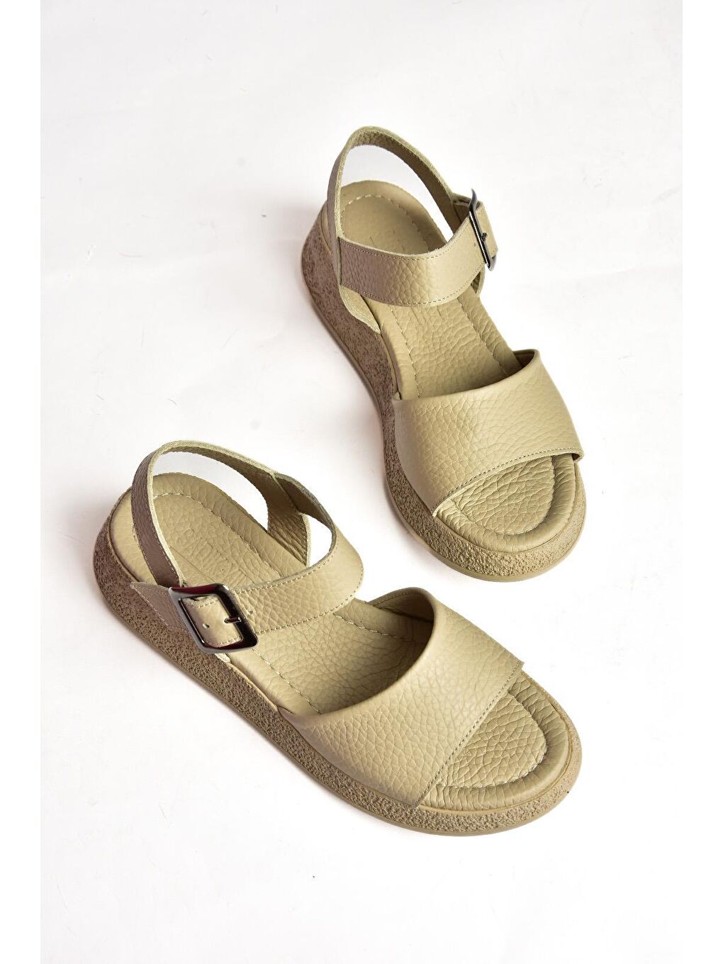 P5550502 Bej Kadın Sandalet-4