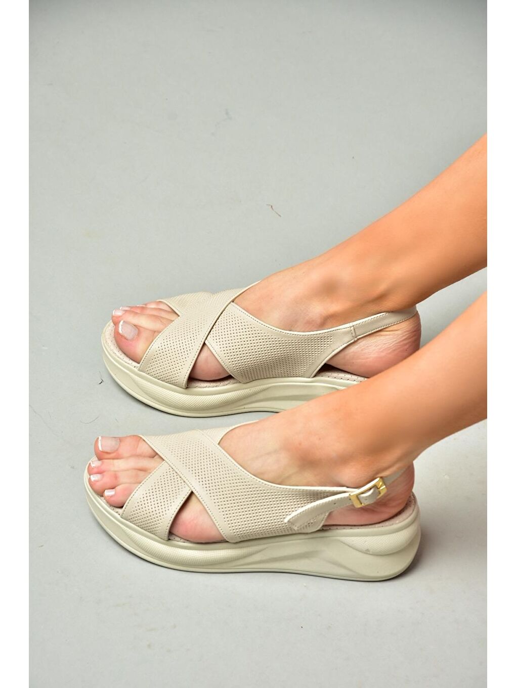 S7130307 Bej Kadın Sandalet-3