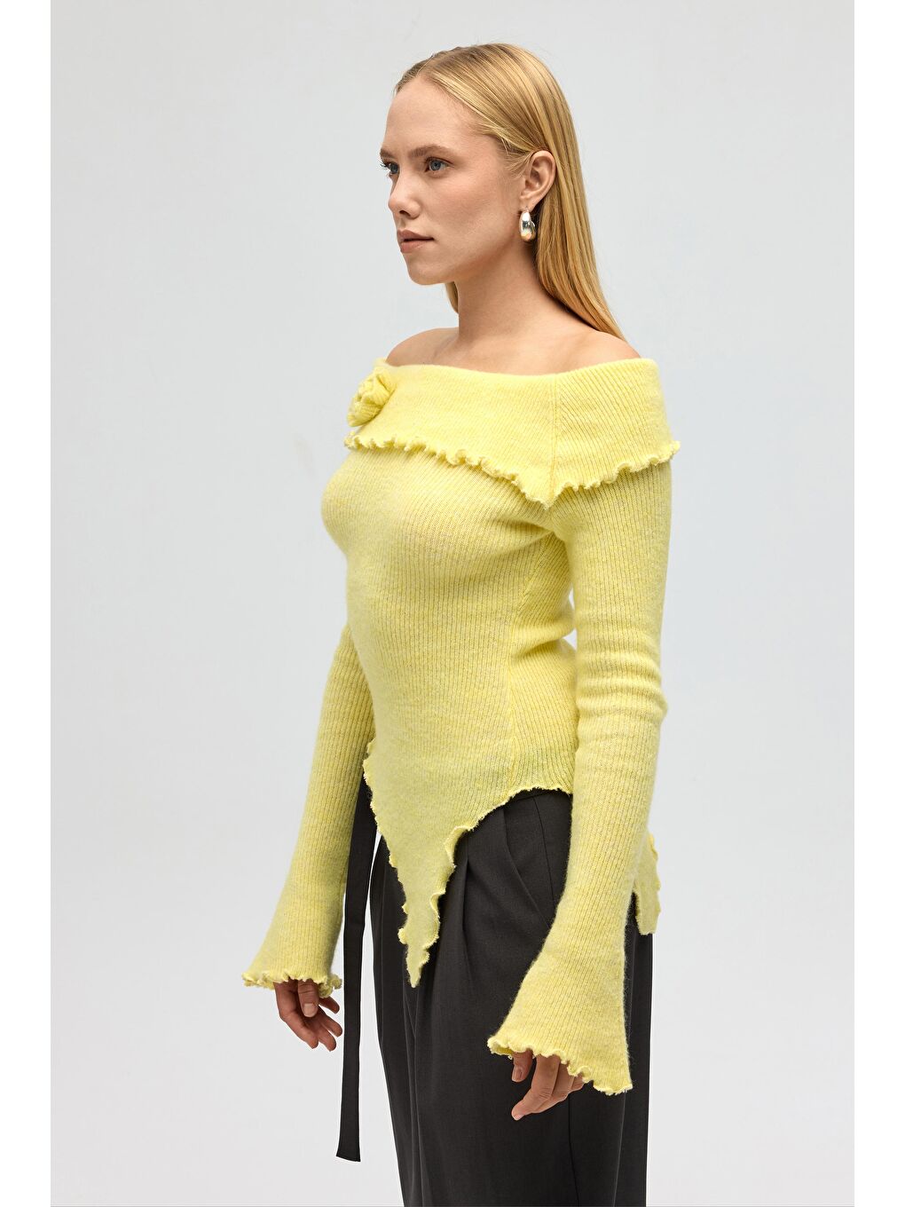 Casica Carmen Yaka Sarı Triko Kazak-3