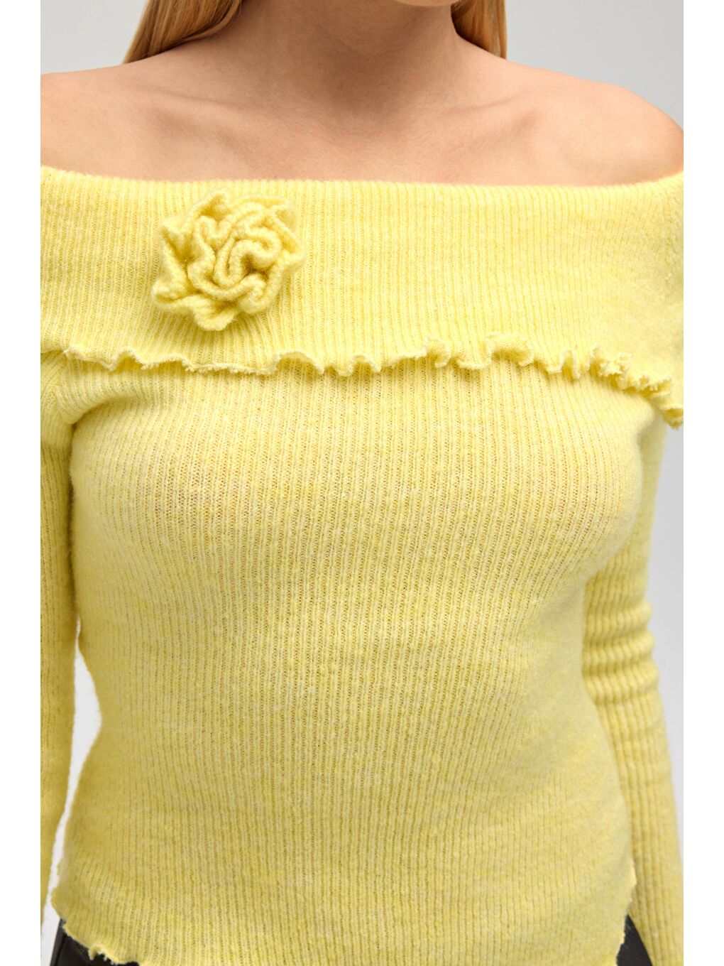 Casica Carmen Yaka Sarı Triko Kazak-6